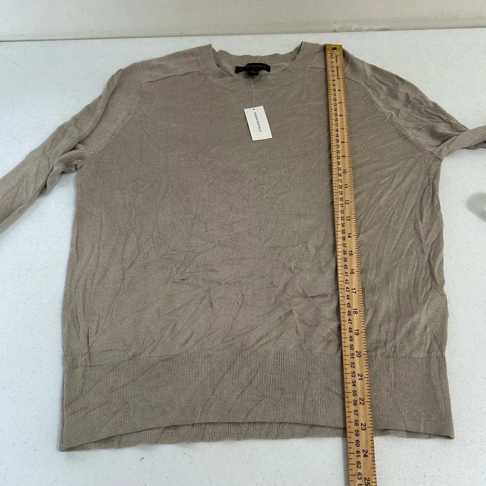 Banana Republic Mens Medium Taupe Beige Crewneck Sweater 750434-01-1 NWT